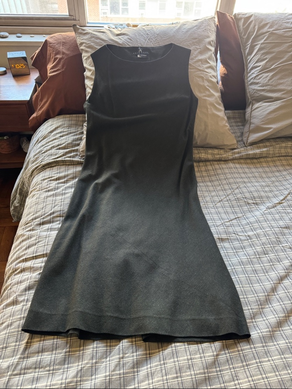 Shin Choi Sleek Black Midi Sheath Dress